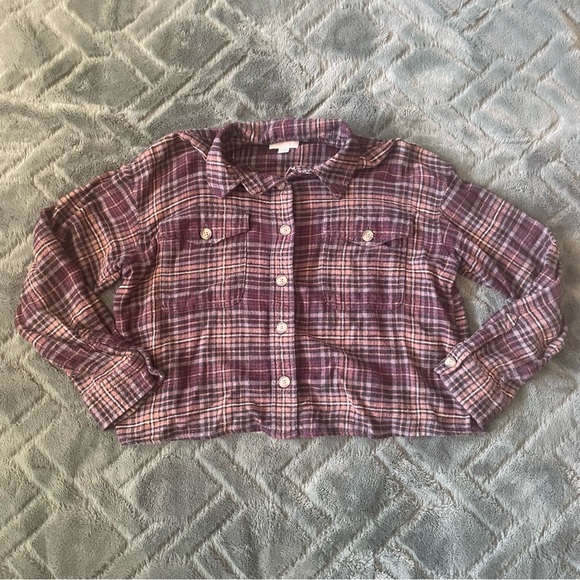 American Eagle Cropped Flannel - Picture 1 of 3